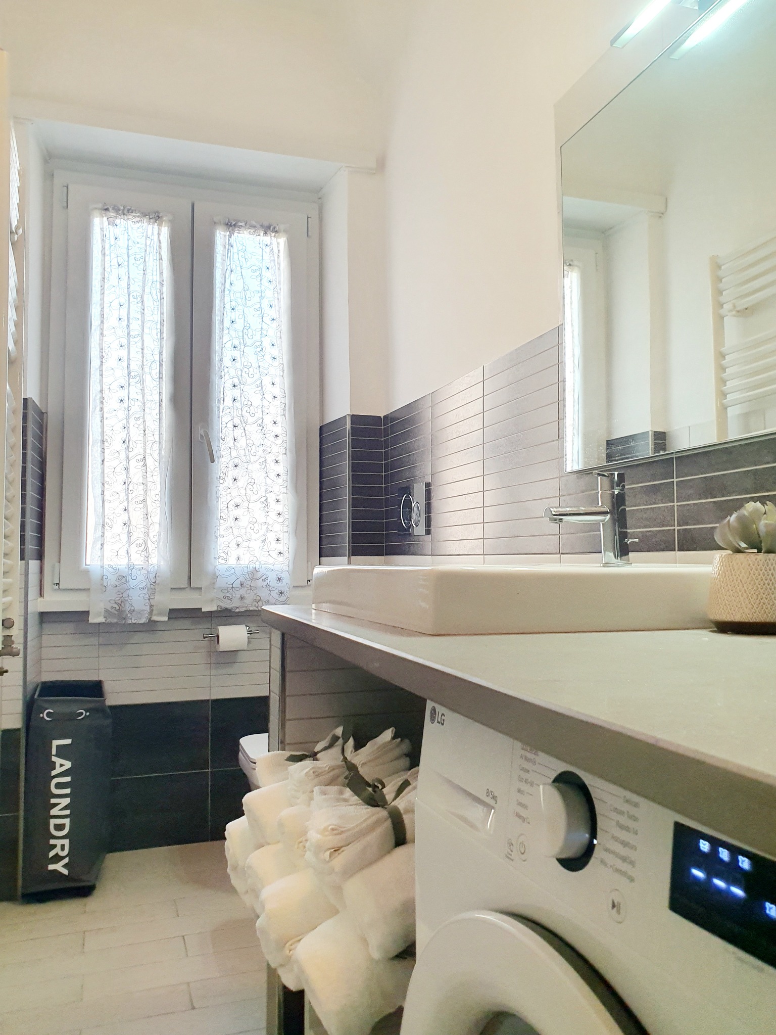 Lavabo y toallas
